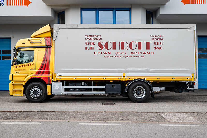 Schrott Transport Mercedes Benz Axor 18T